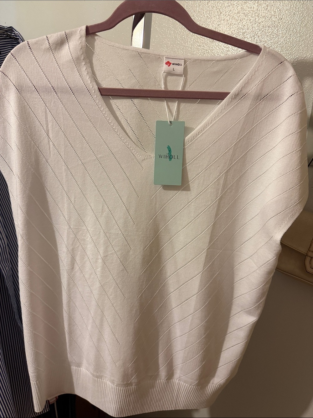 Whifoll Women's Cream V-Neck Short Sleeve Sweater Top